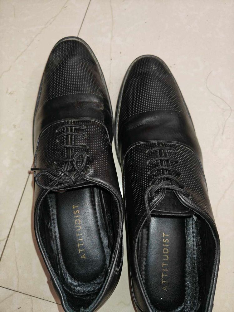 Attitudist Black Formal Shoes