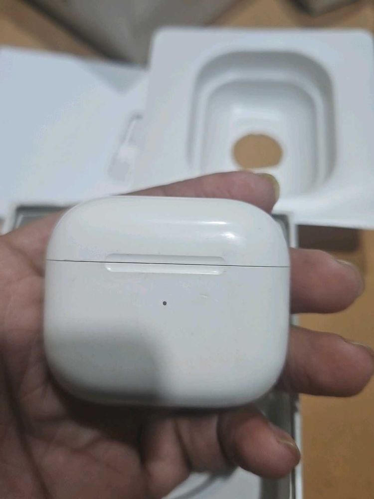 Apple AirPods 3rd Gen working - out of warranty
