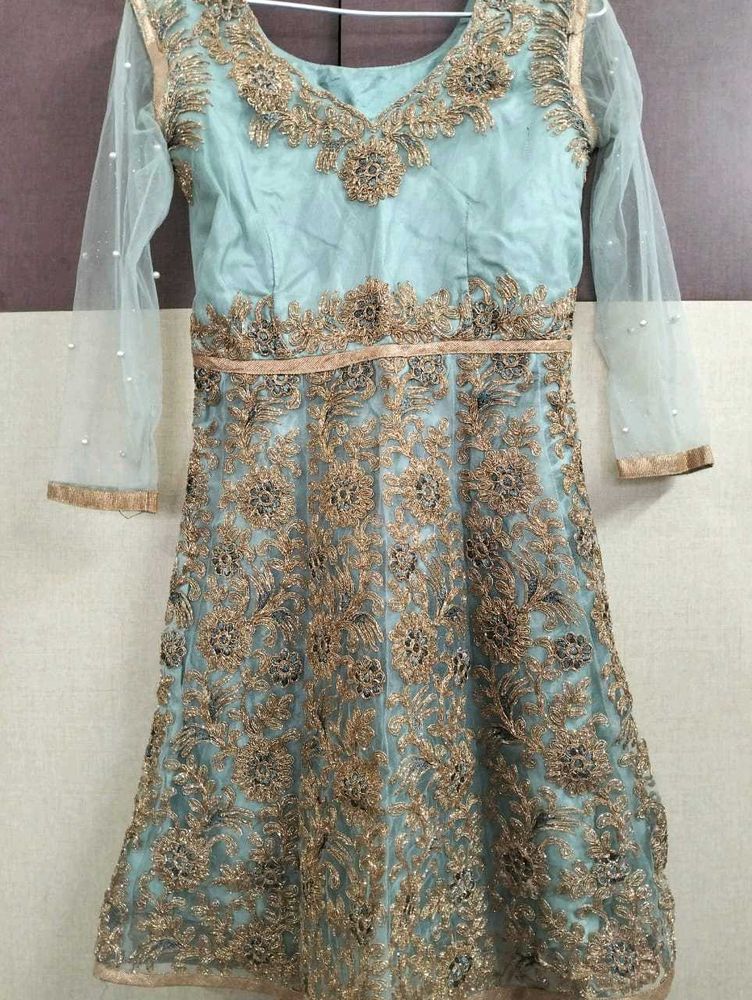 Beautiful Embellished Sarara Set With Dupata