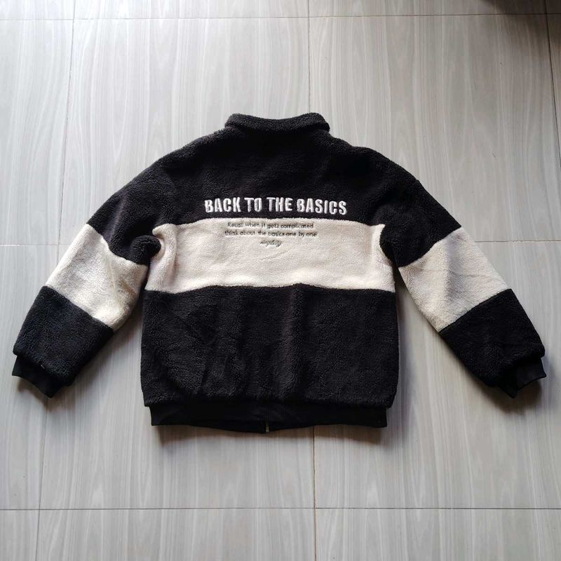 Fluffy Sweater &#34;BACK TO THE BASICS&#34;