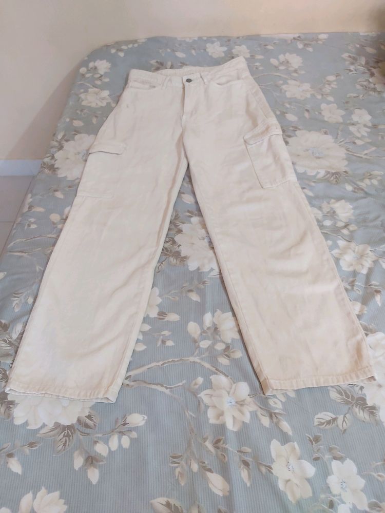 beige cargo jeans