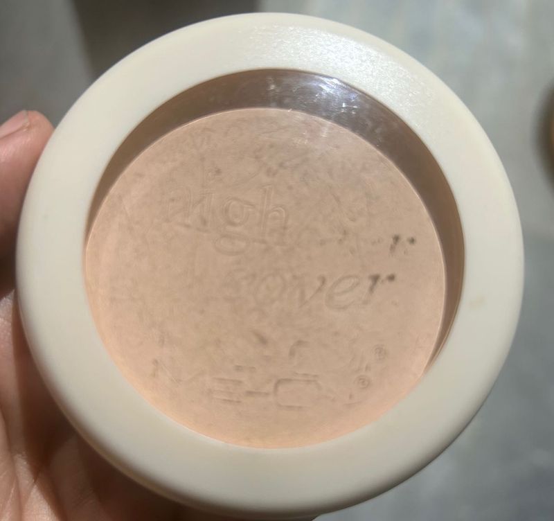 ME-ON High Cover Compact