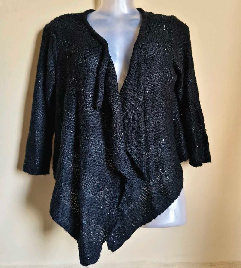 BOGO🎁Buy One Get 1 Free🎁Black Cardigan Size M/L