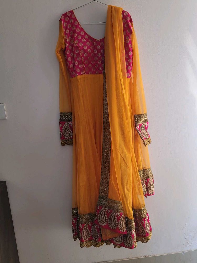 Anarkali Suit for Festive, Size M, 3 Piece Set