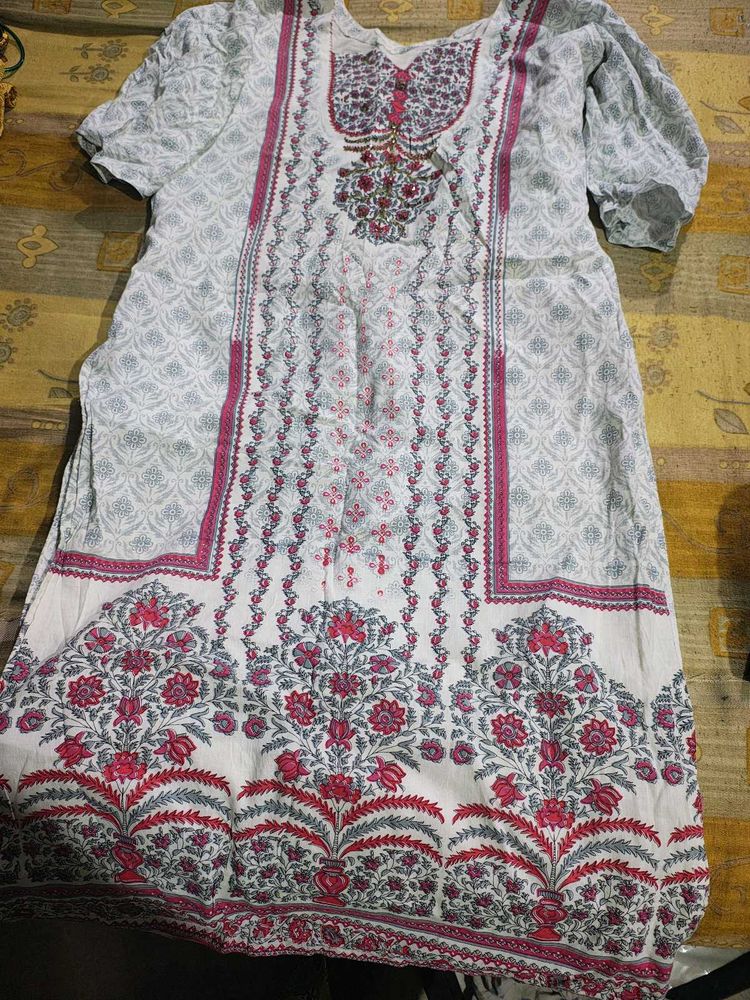 Elegant Floral Print Kurta