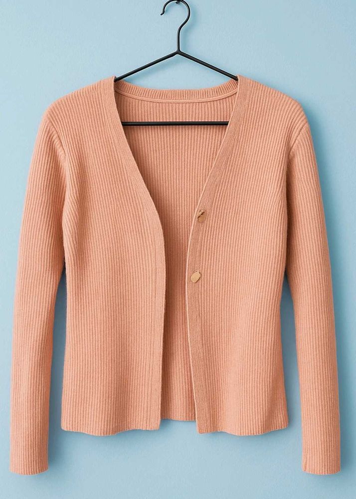 Peach Winter Sweater 🌸🪩