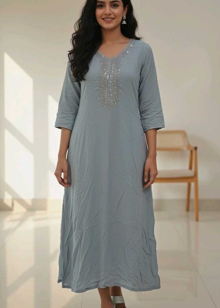 Elegant Grey Embroidered Kurta