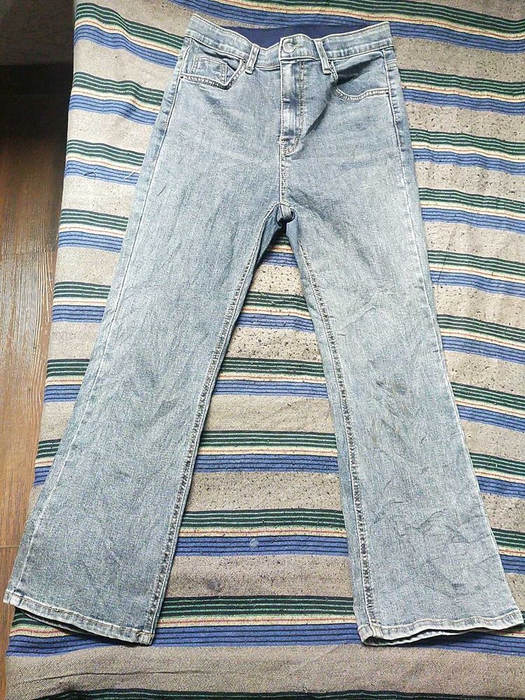 This Is Fully Strachavel Jeans 👖