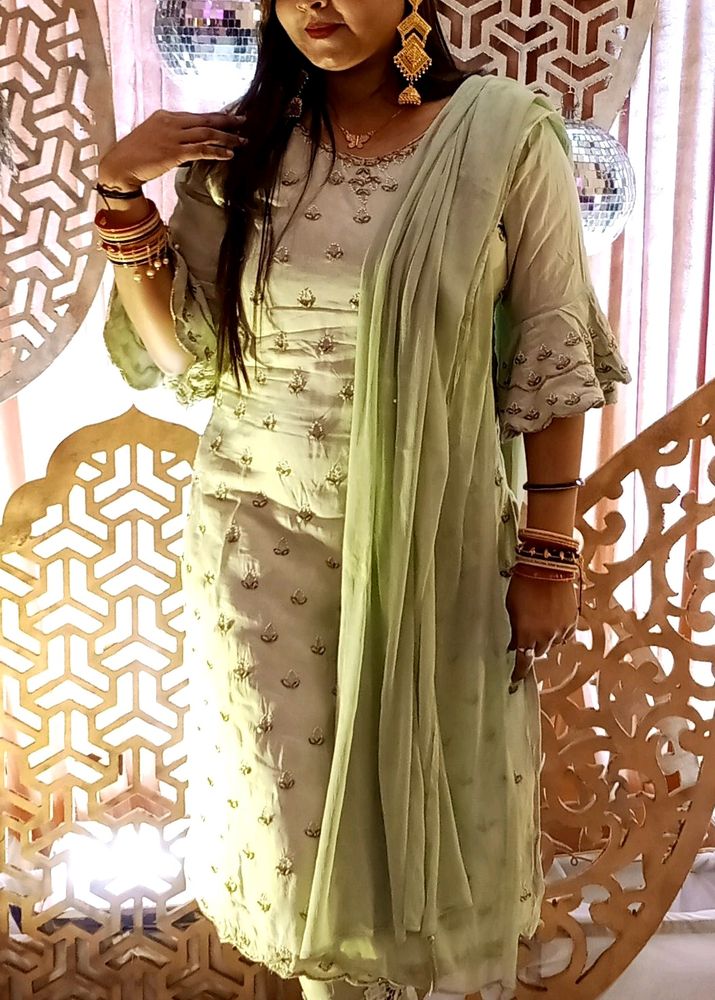 Combo Offer Today  Handwork Suit  And Sa