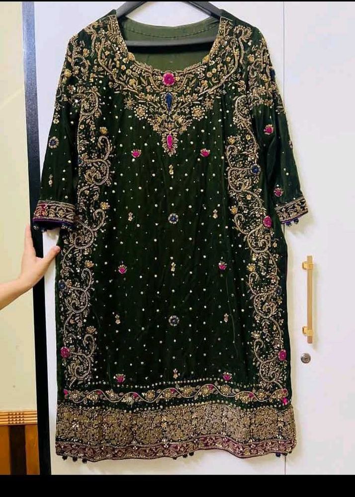 Green Embroidered Kurta