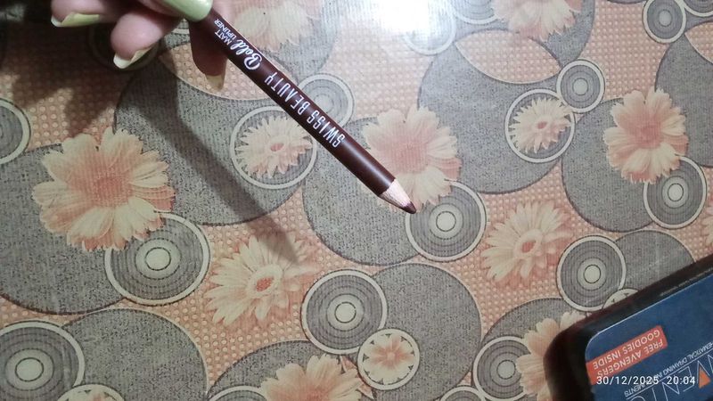 Swiss Beauty Lip Liner