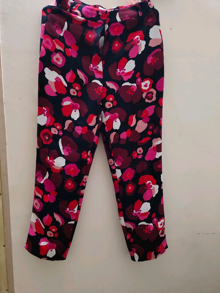 Branded Floral Pant/ Fit Upto 29 Waist