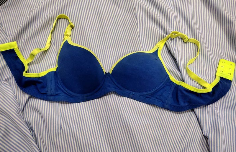 Push up lightly paded bra