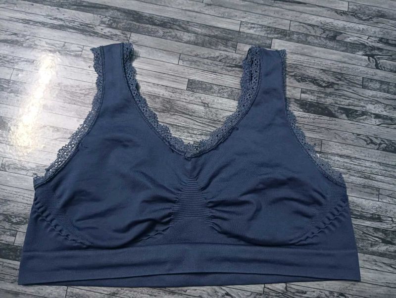 Sports Bra 34 Size 💚