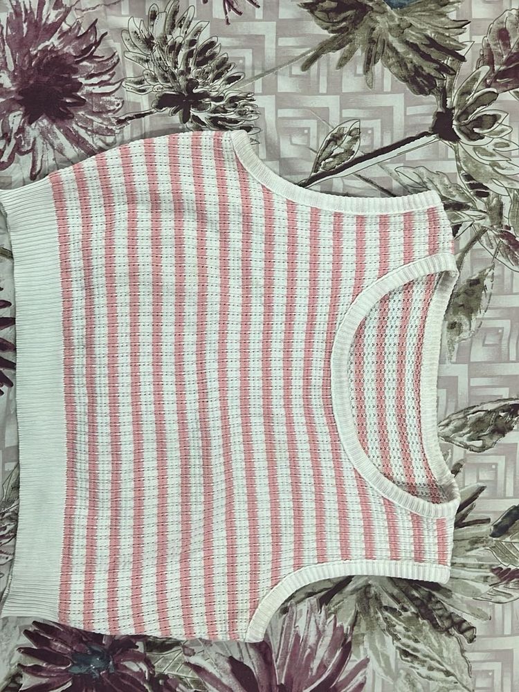 Striped Sleeveless Crop Top