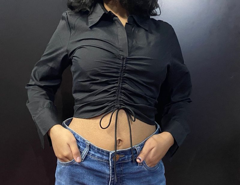 Chic Black Cinched Front Top