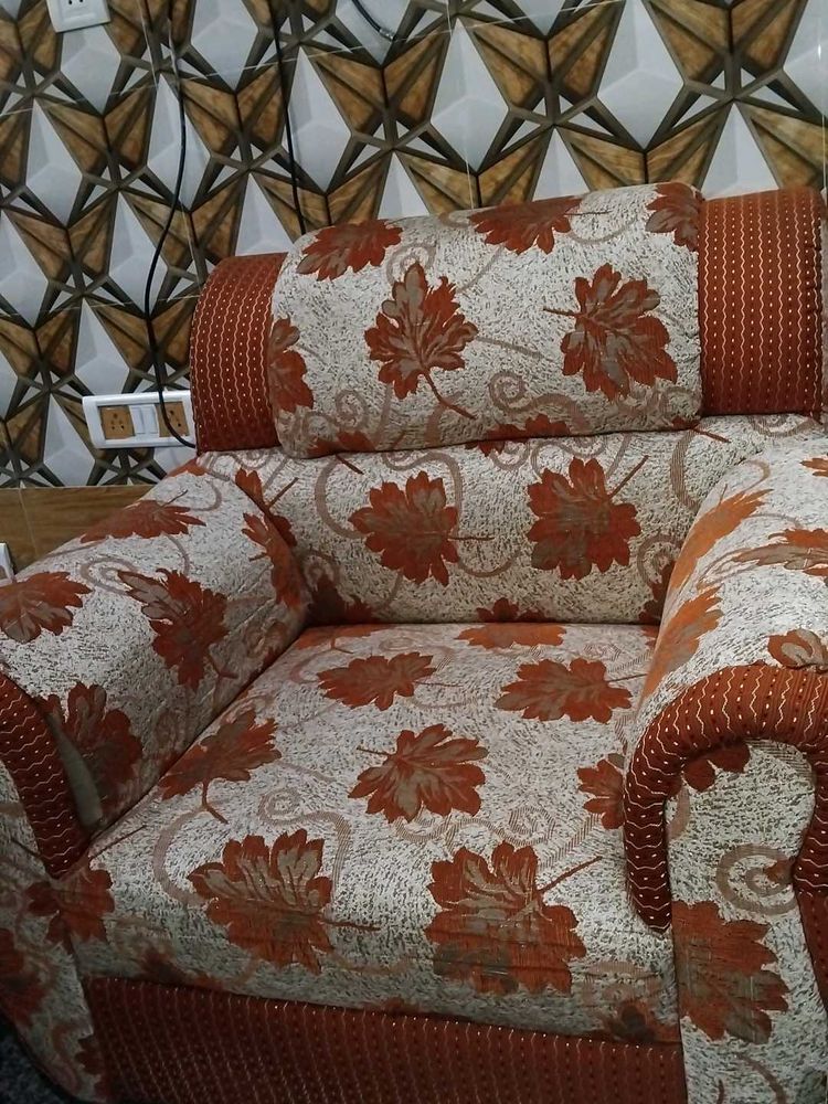 5 Seater Floral Pattern Sofa