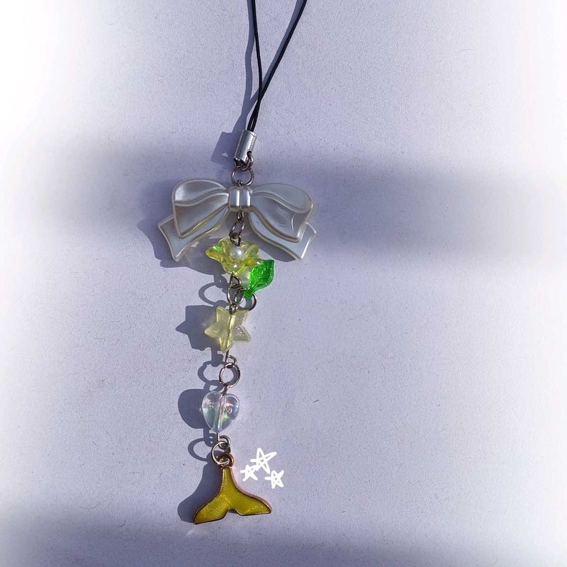 fish tail phone charm