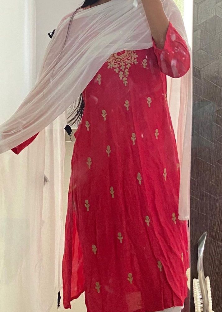 Pink Embroidered Kurta