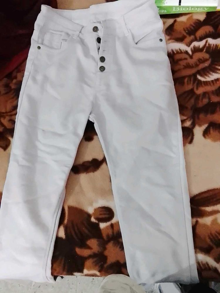 light peach Button-Down Jeans