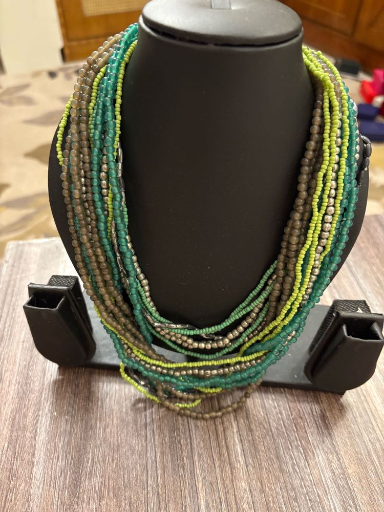 Handmade Elegant beaded necklace