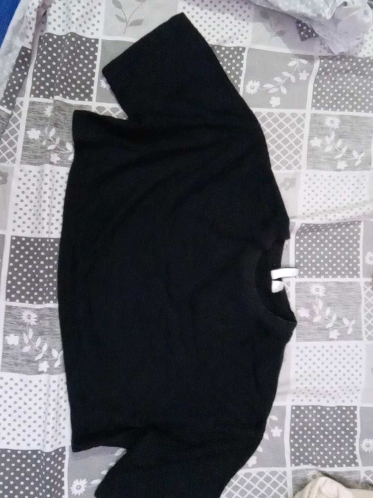 H&amp;m Black Crop Top