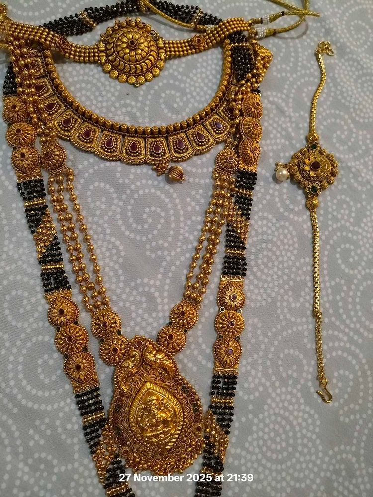 Elegant Jewellery Set