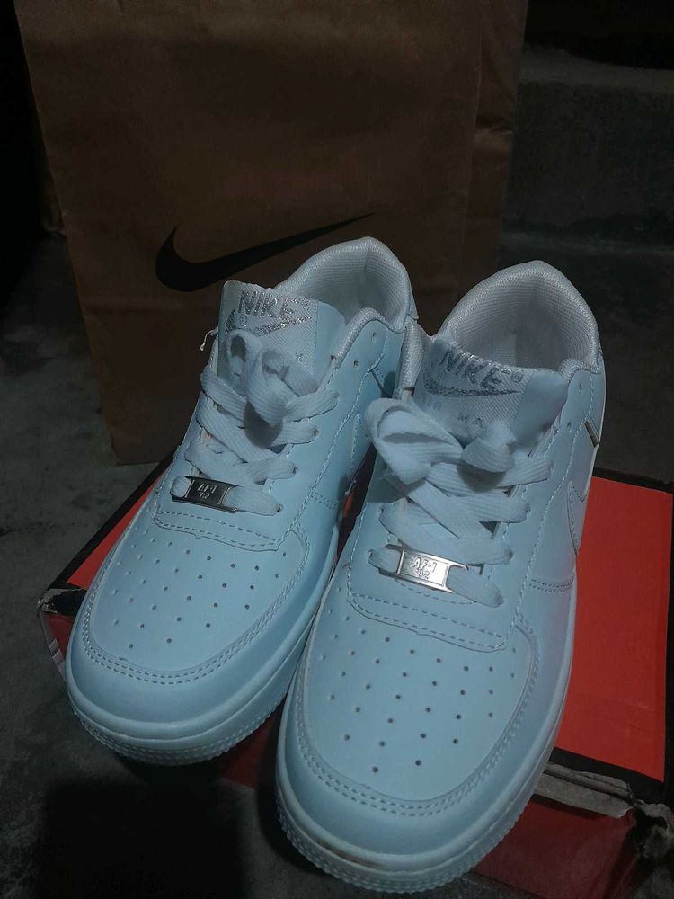 Nike Air Force 1 Sneakers