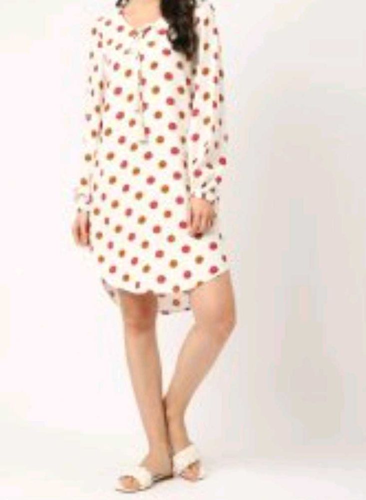 &#34;Mark Spencer &#34;White Floral Dress 👗🤍