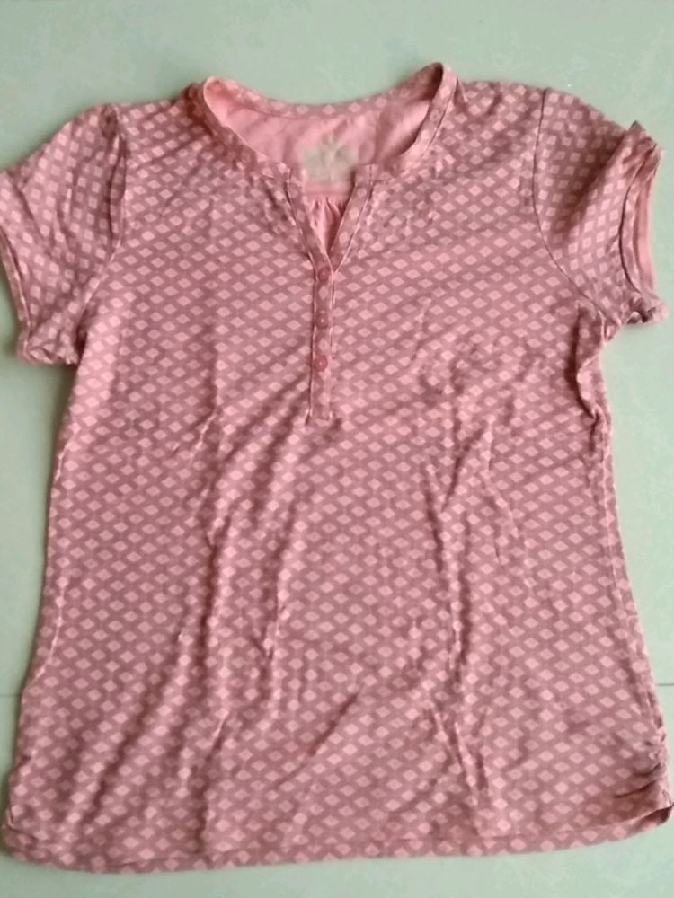 Peach Top Size: Medium