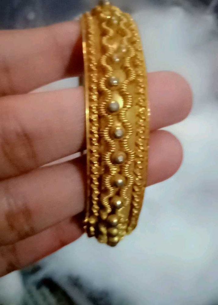 Gold Tone Bangle Single Piece Wear In Saree &#39;Kurt