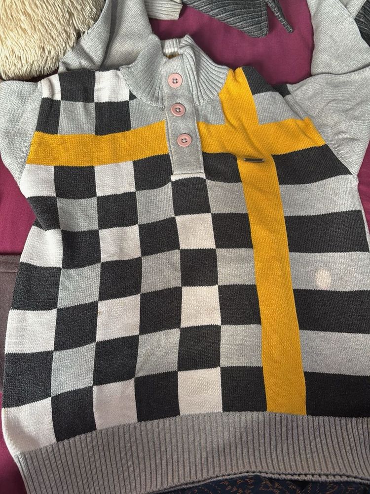 Checkered Knit Pullover