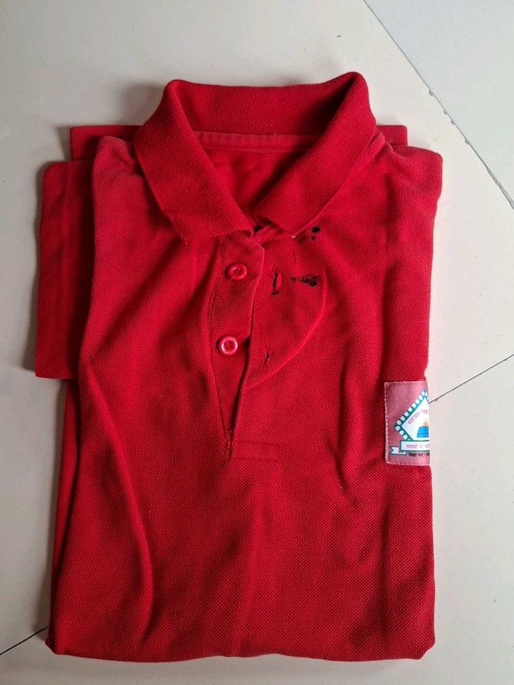 Men&#39;s Red Polo Tshirt With Logo