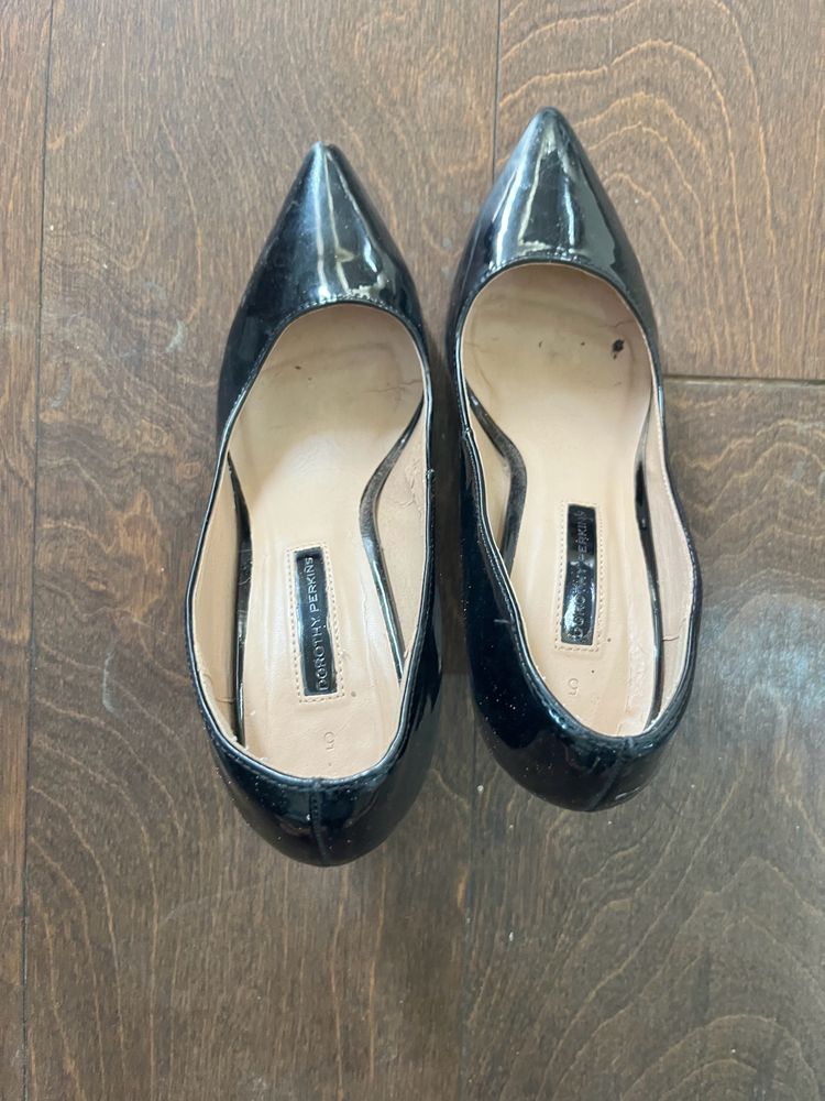 Women Heels Black Size 5