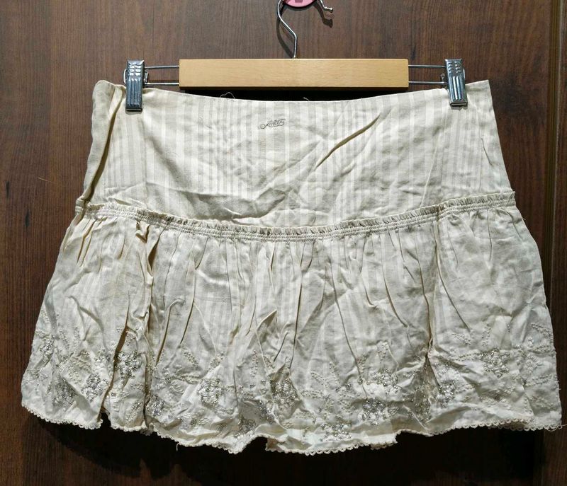 Abercrombie &amp; Fitch_Pleated Vintage Mini Skirt