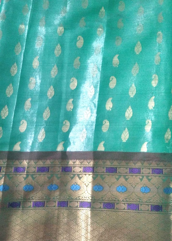 Green Saree with Paisley Design❤️