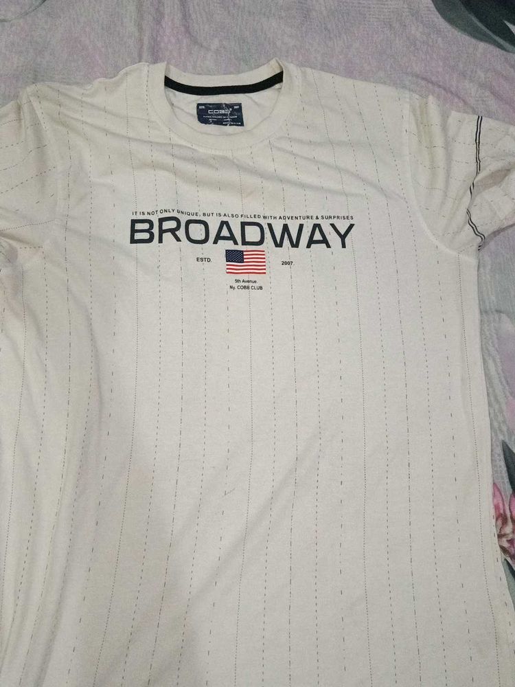 Broadway Graphic Tee
