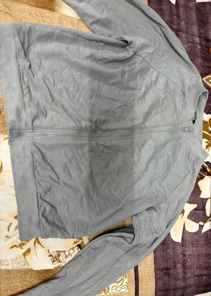 Grey Zipper From Zudio