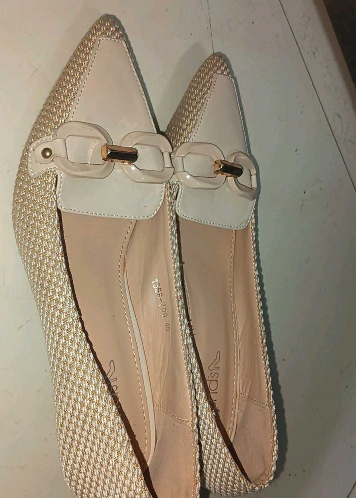 Trendy Tan Loafers
