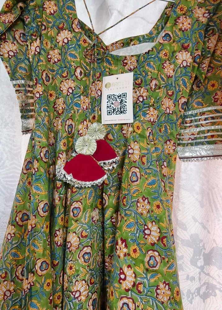 Acchho Suit Set S