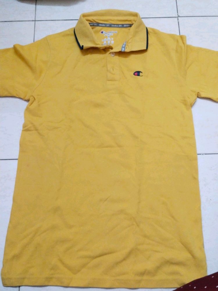 Man&#39;s T-shirt