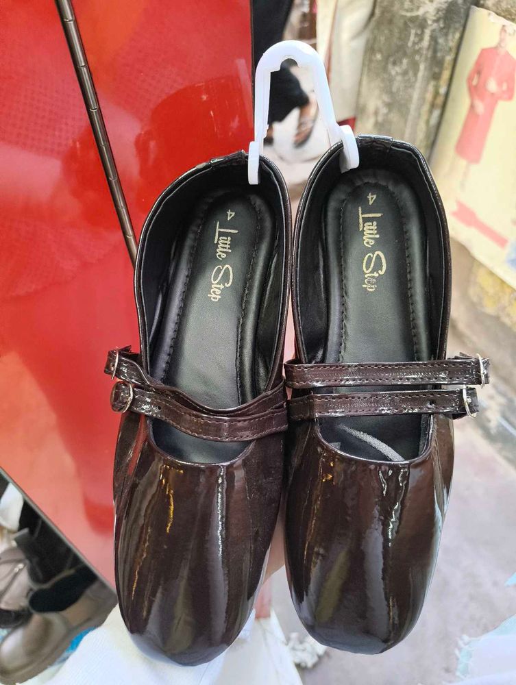 Brown Patent  double buckle flats