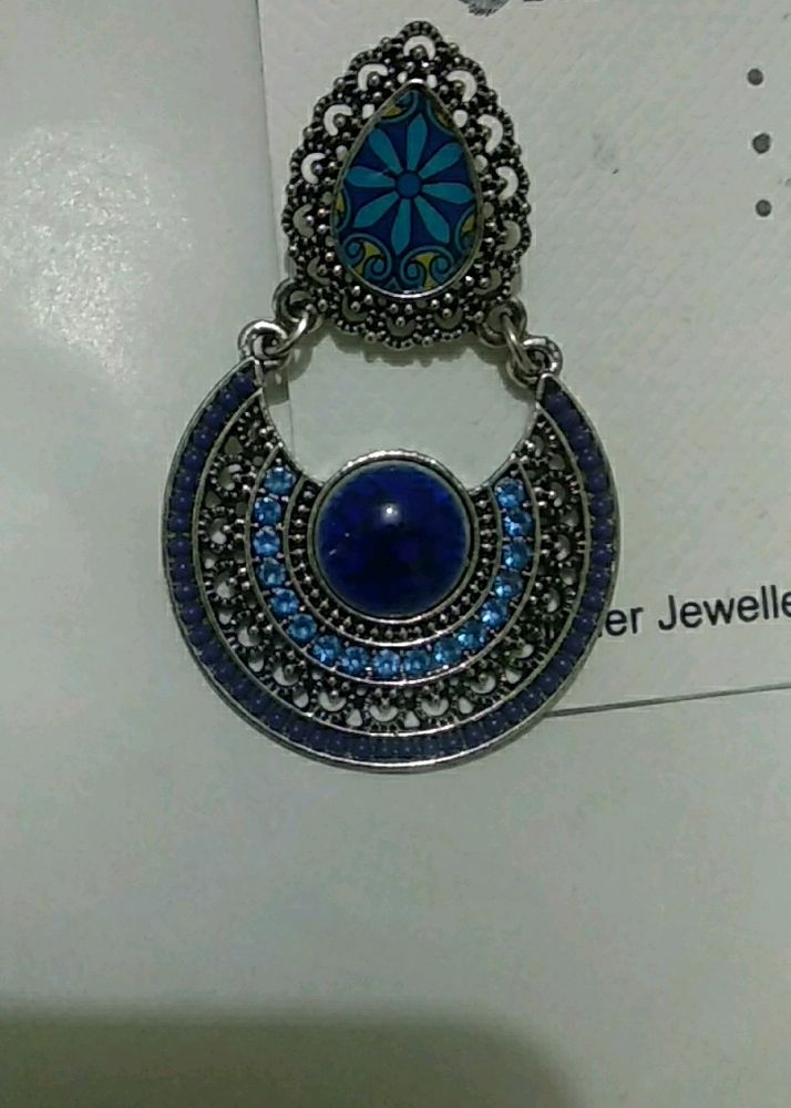 Stylish Blue 💙 Earrings ✨✨