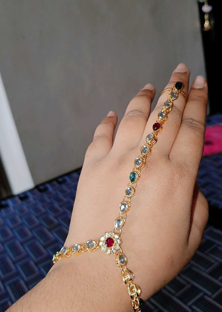 Hand Chain with Crystals