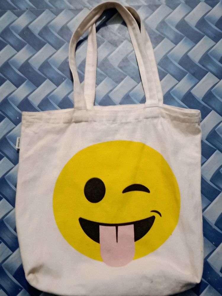 Fashionable Women Tote Bag Smiley