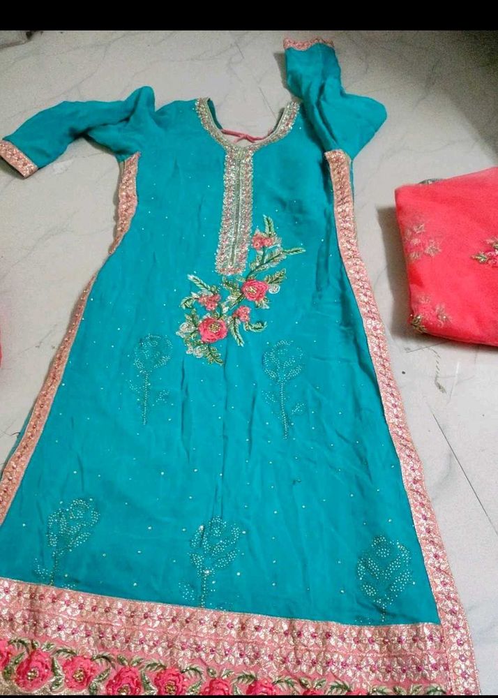 Elegant Embroidered Kurta Set