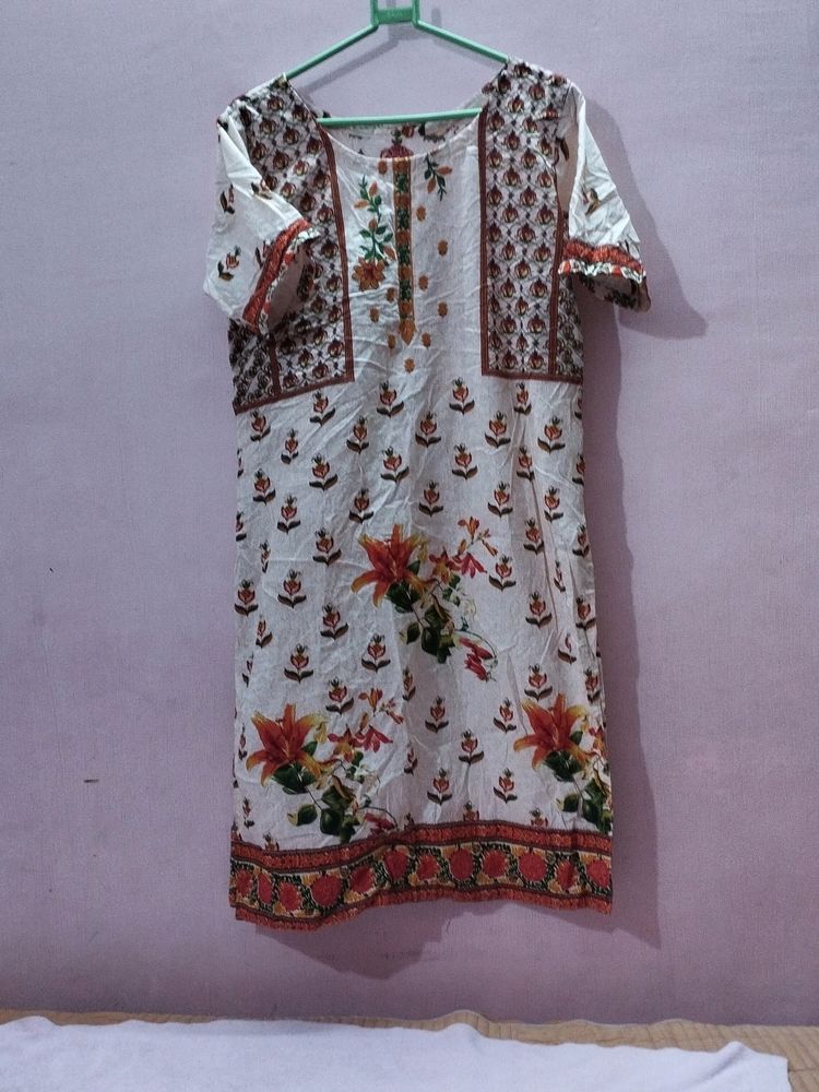 Kurti Set.
