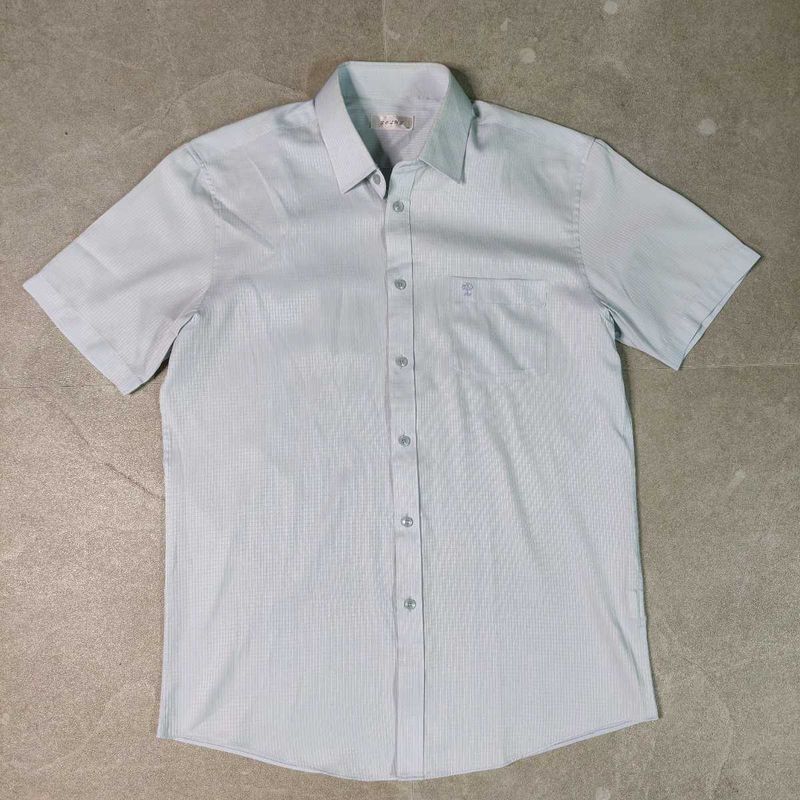 Men&#39;s Short Sleeve Shirt