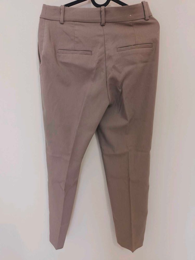 H&amp;M Beige Formal Pants
