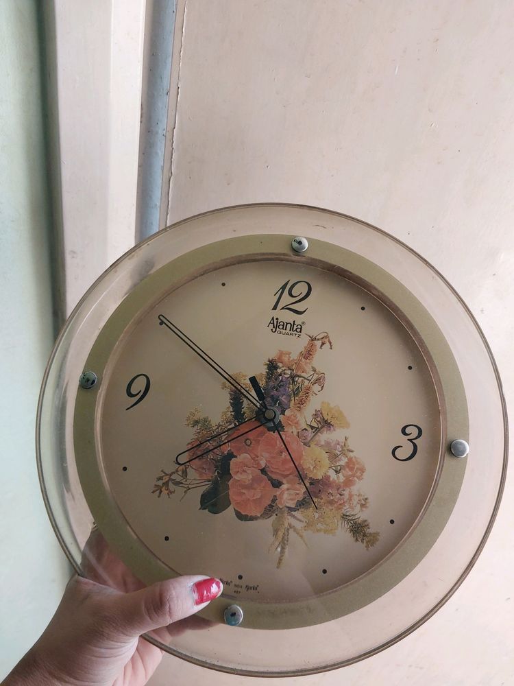 Ajanta Glass Made Wall Clock